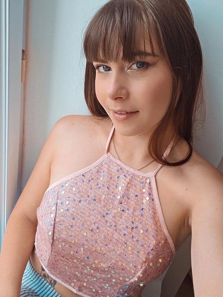 Luna Rival Age, Bio, Career, Net Worth & Life Story 2025