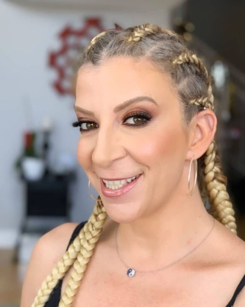 Sara Jay: Bio, Age, Net Worth, Career, & Success Secrets 2025