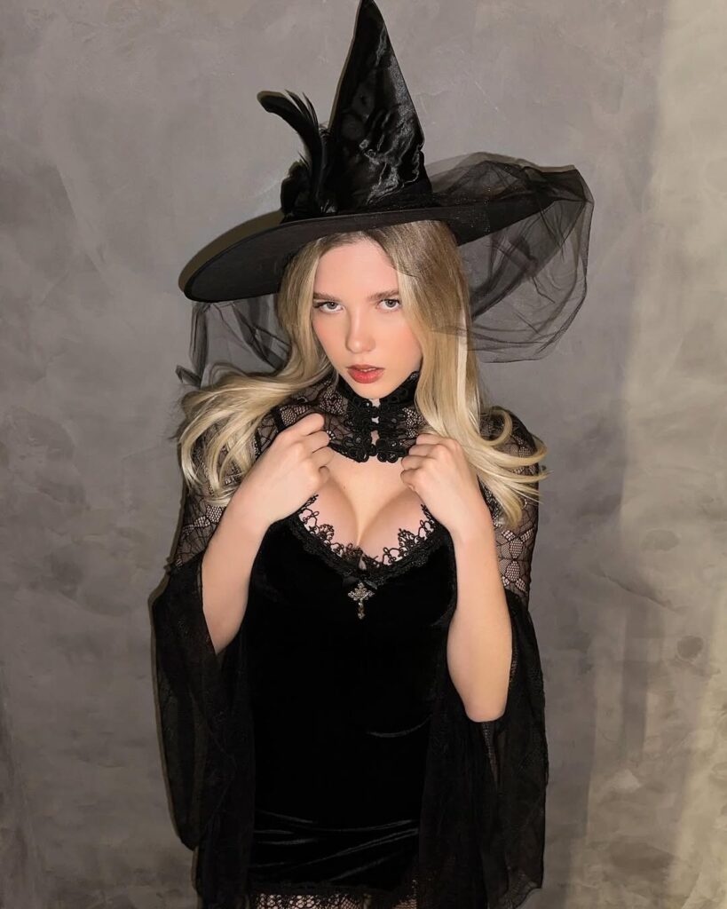 Who is Anastangel? Biography, Model, Career & Net Worth 2025